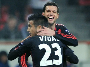 Баллак прощается с Видалем, Reuters