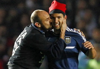 Джимми Джамп благословляет: 