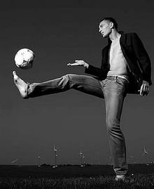 Евгений Левченко