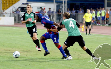 Армейцам наконец-то дали бой! Фото fckrasnodar.ru