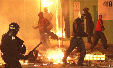 Матч Тоттенхэм — Эвертон перенесен