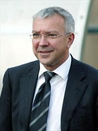 Юрий Белоус