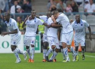 Осер празднует победу, фото Lequipe