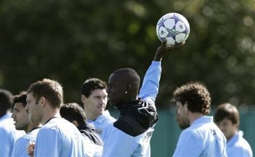 И зачем ему теперь этот мяч?, AP Photo