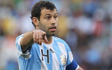 Маскерано: Что?! Капитанскую повязку? Вот этому мелкому? Getty images