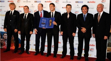 фото goldenfoot.com