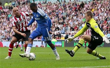 А шагает, словно Петька-экскаватор, фото Reuters