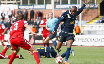 Траоре оформил дубль, фото ФК Металлург Донецк