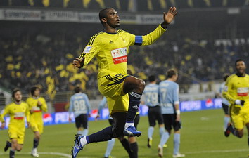 Это'О подрезал крылья Крыльям Советов