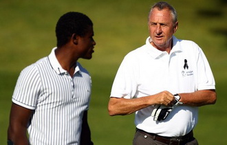 Ты подаешь клюшки только потому, что черный, фото Getty Images