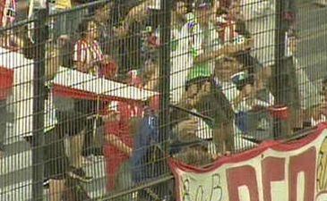 В Аргентине опять сорвали матч