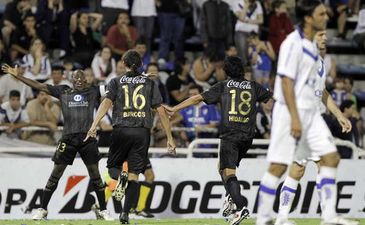 Реаско, Баркос и Идальго празднуют забитый мяч, фото Ole