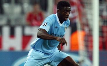 Широко шагая убегает в Париж, Getty Images