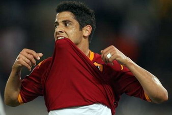 Сисиньо не хочет играть в Роме