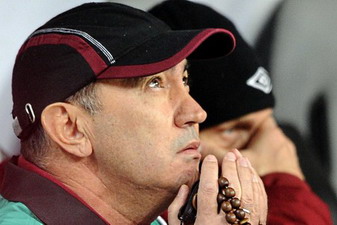 Бердыев уже начинает молиться, gazeta.ru