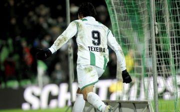 Тешейра снова герой, fcupdate.nl