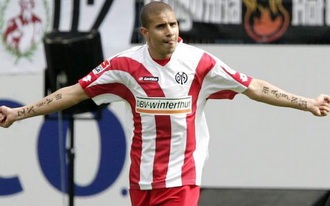 Снова в красно-белой форме, фото Getty Images