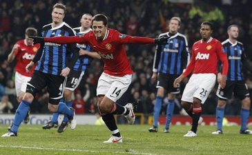 Чичарито открывает счет, фото Reuters