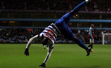 Джибрилль Сиссе возвращается в Англию, bbc.co.uk