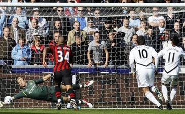 Синклэйр не реализовал пенальти, АР