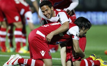 Выползли в лидеры, Reuters