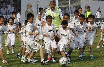 Юные таланты из Китая, фото metro.co.uk 