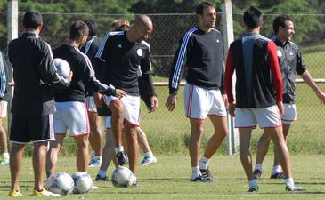 Эстудиантес готовится к Бока Хуниорс, фото Ole