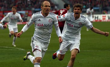 Радость Роббена и компании, фото Kicker