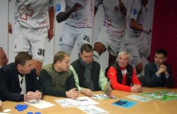 Демьяненко принимает участь в жеребьевке, фото ukraine2012.gov.ua