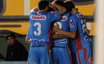 Ликование Арсенала, Fotobaires