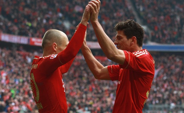 Гомес и Роббен отмечают, фото Getty Images