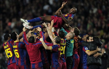 Абидаль и его партнеры по команде, Getty images