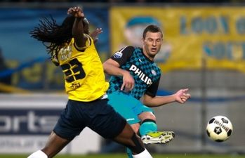 Ваалвейк сдержал ПСВ, fcupdate.nl