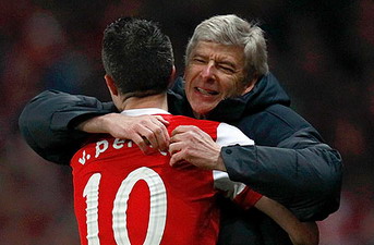 Венгер и ван Перси, Getty images