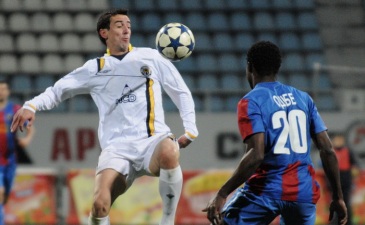 Джордже Лазич и Майкл Одибе, © Илья Хохлов Football.ua