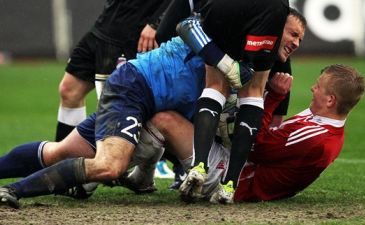 Это не регби, это в Чехии, фото idnes.cz