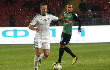 С мячом Йиранек, gazeta.ru