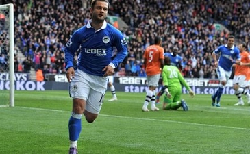 Шон Мэлони забил третий мяч, bbc.co.uk