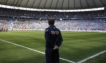 Отто Рехагель, Reuters