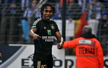 Гол Кану приблизил Андерлехт к титулу, rsca.be