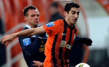 Николай Морозюк и Генрих Мхитарян, © Валерий Дудуш 