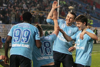 Радость футболистов Крылышек, lenta.ru