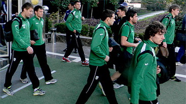 Игроки Карпат расходятся по домам, fckarpaty.lviv.ua