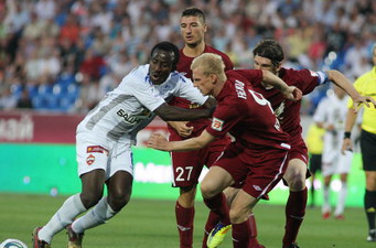 В атаке Сейду Думбия, фото РИАновости