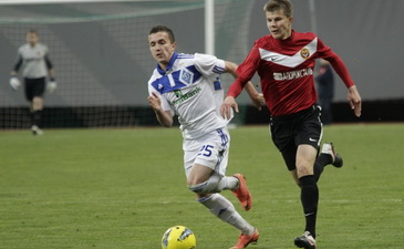 Эдуард Соболь (справа), фото fcmetalurg.com