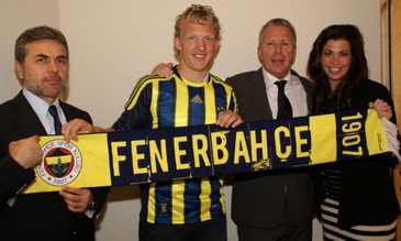 Дирк Куйт уже весь в обновках, sport-promotion.nl