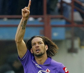 Амаури, Reuters