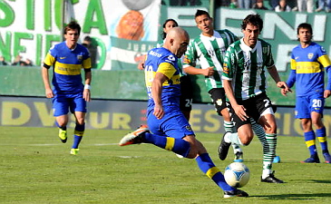 С мячом Сантьяго Сильва, ole.com.ar