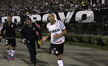 Эмерсон Шейк, Reuters