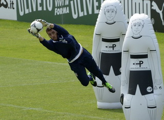 Эмилиано Вивиано, Getty Images